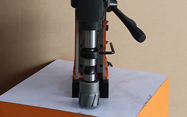 磁力鉆之麻花鉆和擴(kuò)孔鉆應(yīng)該如何選購(gòu)，有哪些區(qū)別